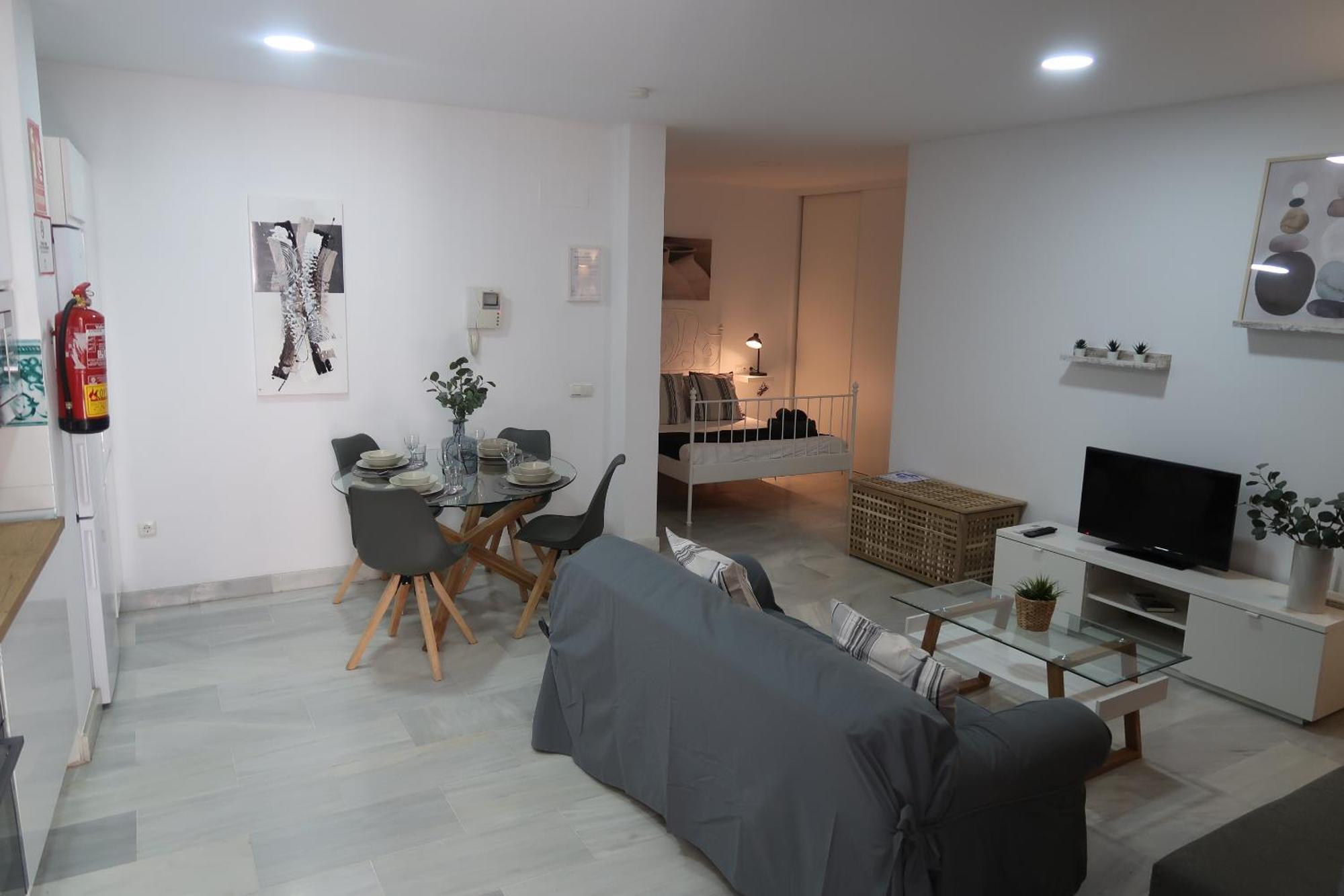 J & E Malaga Center Apartamentos Exterior photo